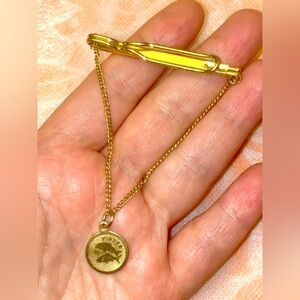 Vintage pin for tie.